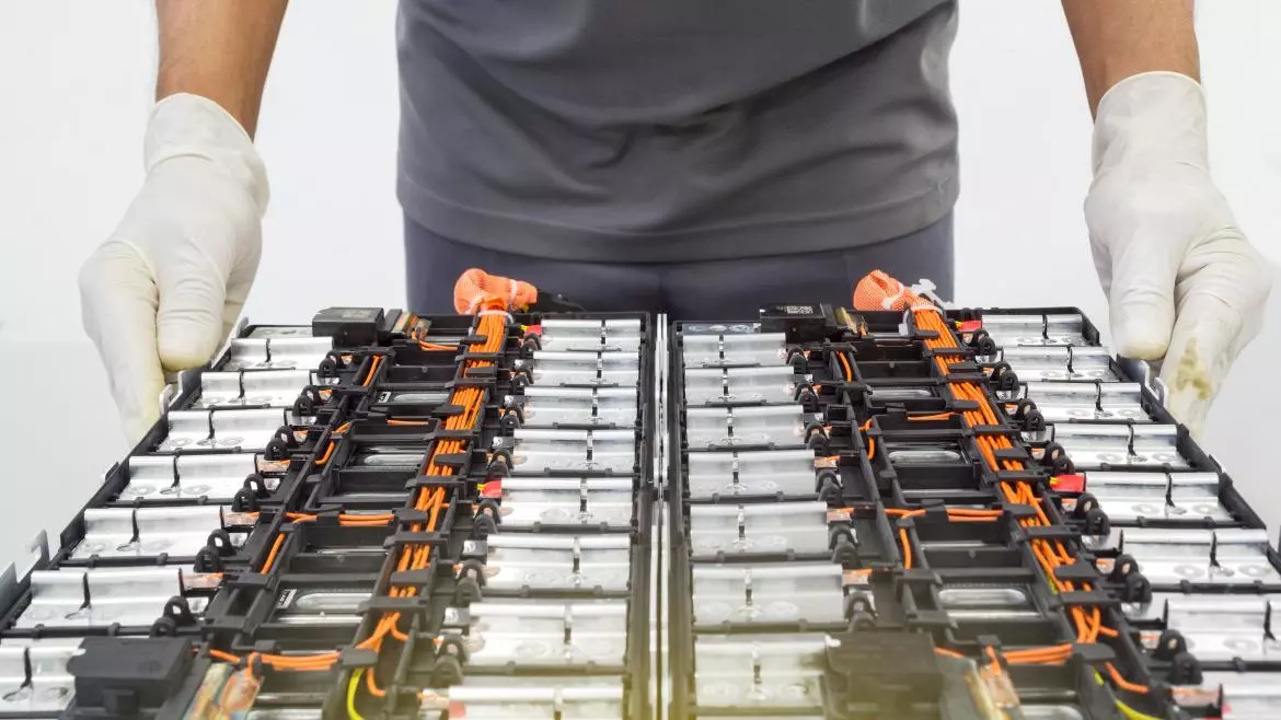 6 Jenis Dan Harga Baterai Mobil Listrik Di Indonesia