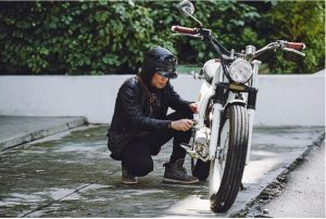 bahaya telat ganti oli motor