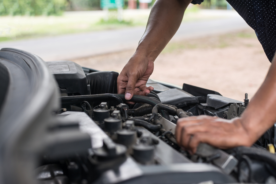 penyebab mobil susah distarter saat mesin dingin