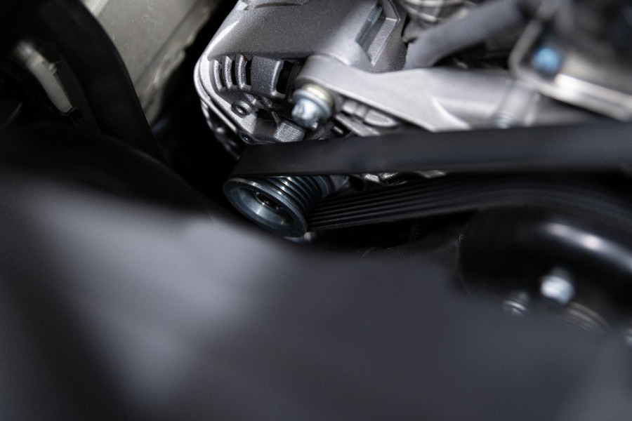 cara mengatasi fan belt mobil bunyi