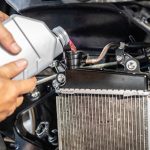 apakah oli mobil bisa untuk motor