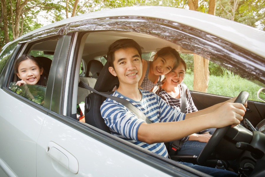 kelebihan mobil listrik dibanding mobil konvensional