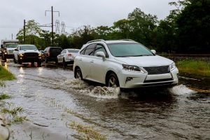 Mobil Listrik Kebanjiran, Apakah aman dan Apa yang Harus Dilakukan?
