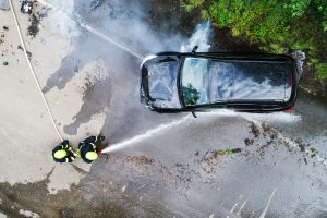6 Penyebab Mobil Listrik Terbakar dan Cara Mengatasinya