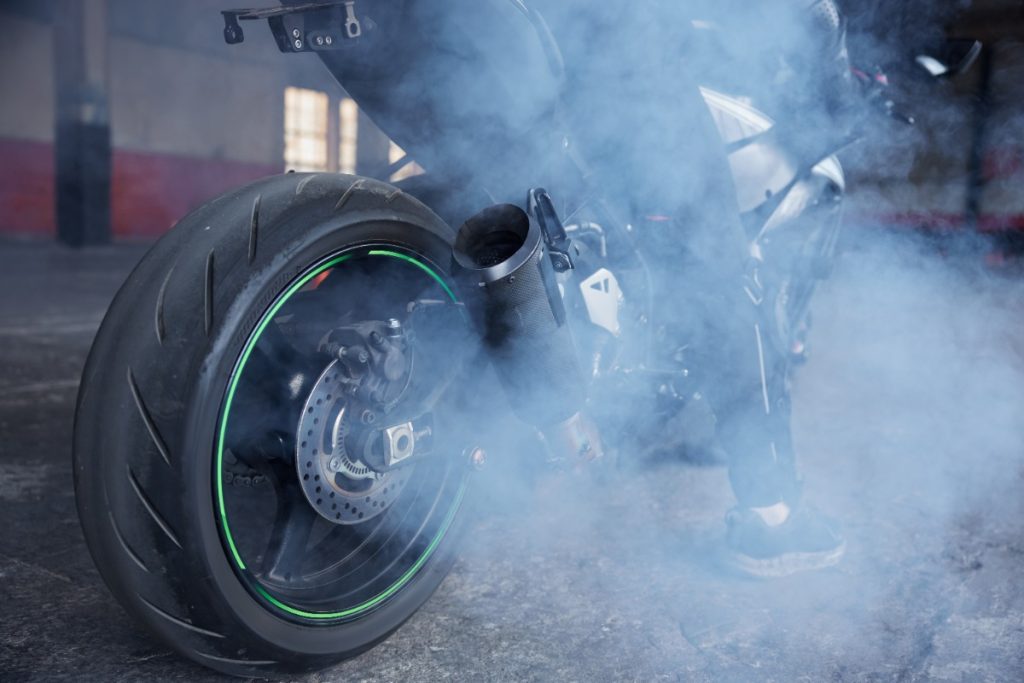 ciri ciri motor berpotensi terbakar