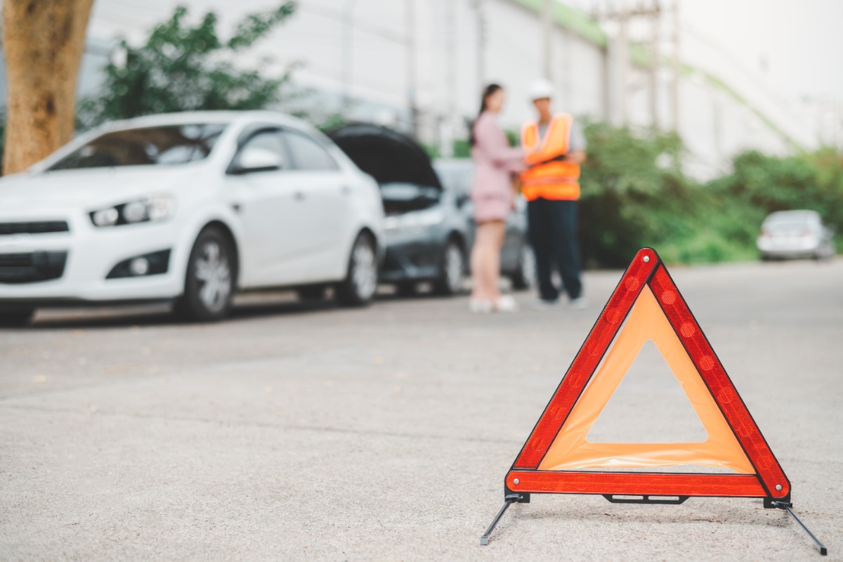 mesin mobil hidup tapi tidak mau jalan