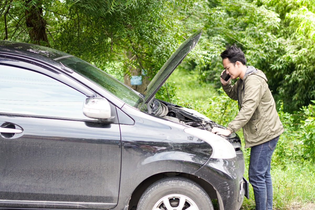 mobil hilang tenaga saat di gas