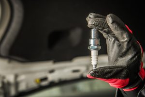 Ganti Busi Mobil: Ciri-Ciri Kapan Harus Ganti & Kisaran Biayanya