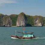 tempat wisata di ha long bay vietnam