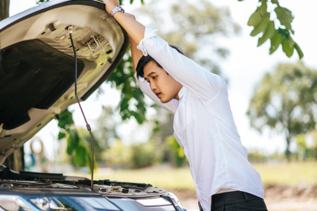 cara mengatasi mobil overheating