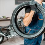 ciri ban motor harus diganti