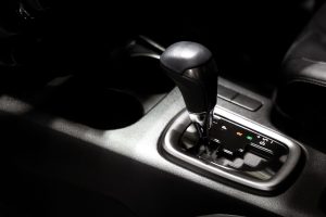 Transmisi Matic Rusak? Ini Tanda, Penyebab, dan Biayanya!