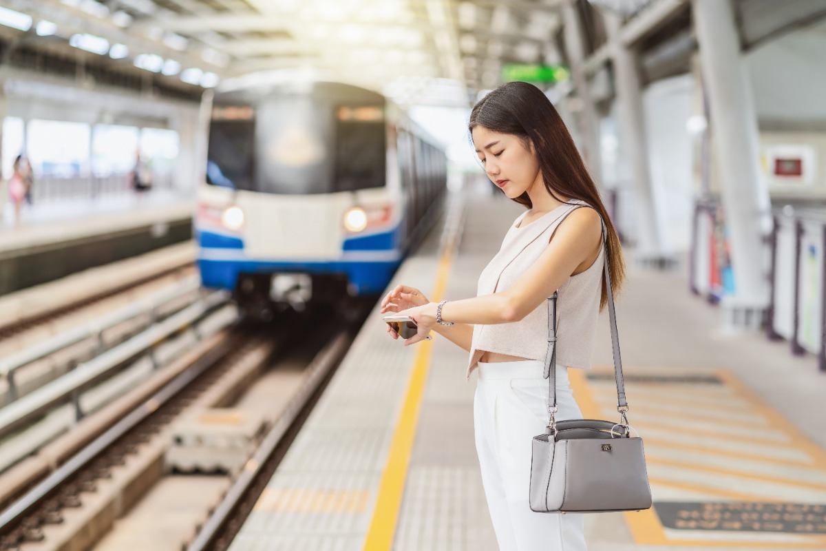 cara naik mrt singapura