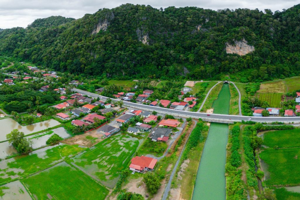 tempat wisata ipoh malaysia