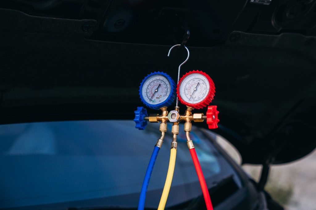 kapan freon ac mobil harus diisi